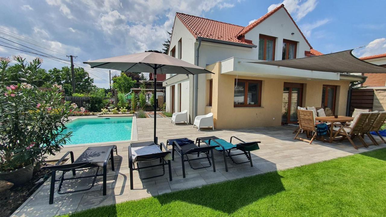 Velence Lakeside Pool House 外观 照片